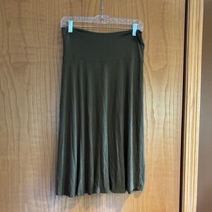 Lock & Love, olive midi skirt, M